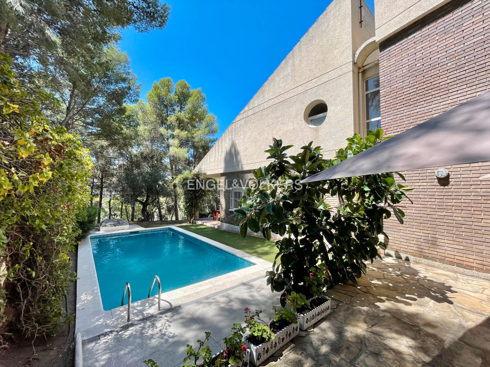 Exterior view of House or chalet for sale in Salou  with Air Conditioner, Heating and Private garden