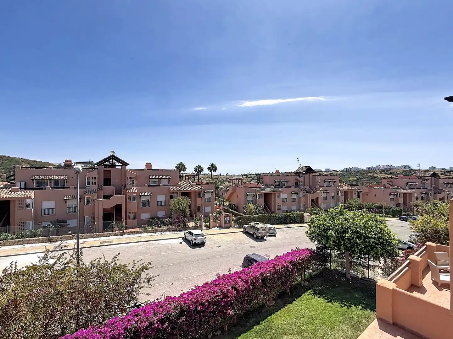 Vista exterior de Pis en venda en Estepona amb Aire condicionat, Terrassa i Traster