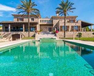 Vista exterior de Casa o xalet en venda en Ariany amb Aire condicionat, Terrassa i Piscina