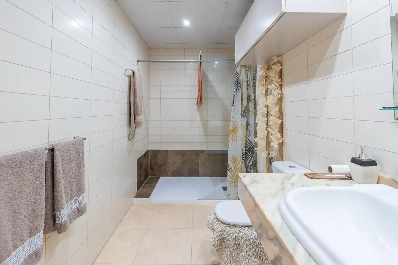 Baño de Piso en venta en Deltebre con Aire acondicionado y Piscina comunitaria