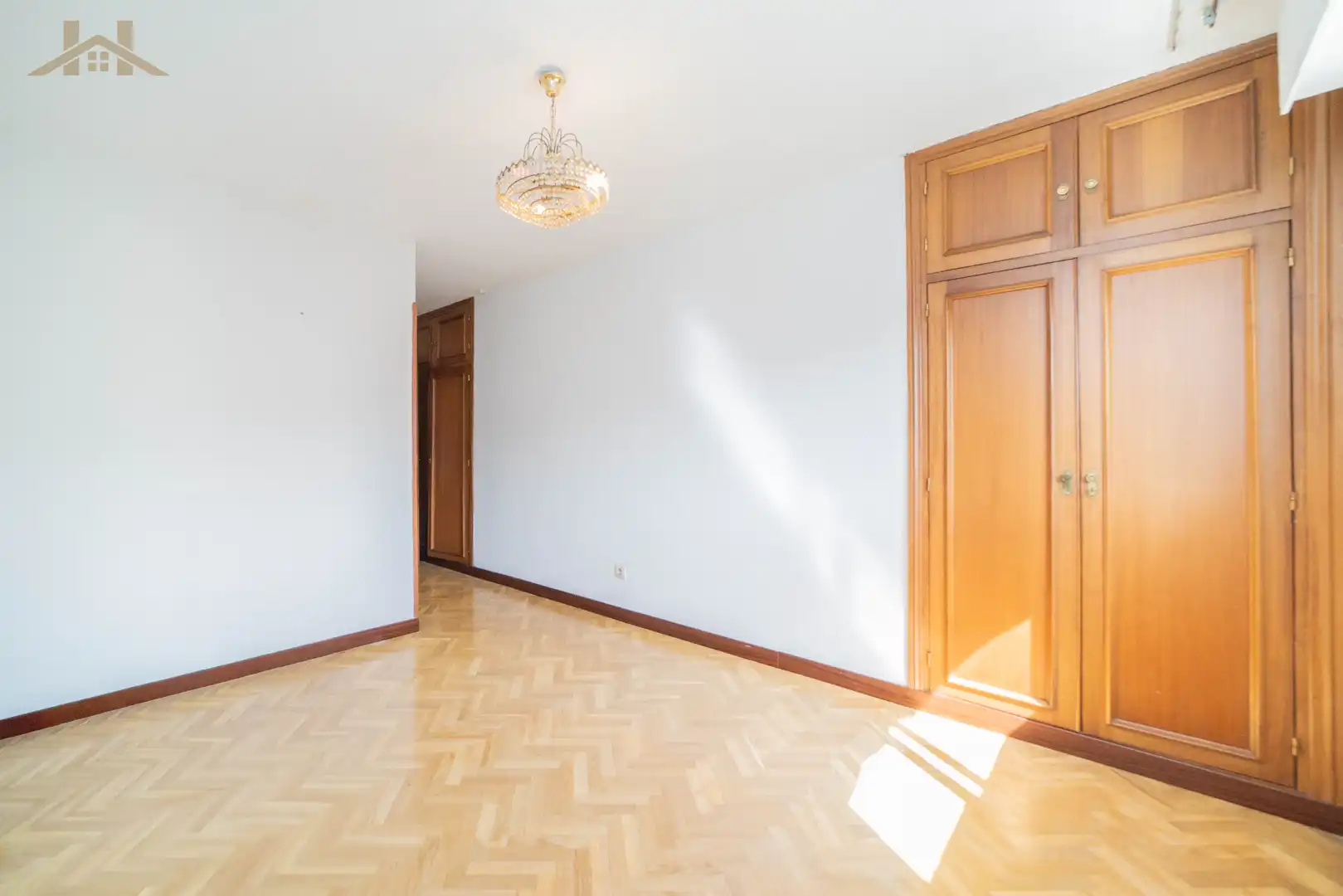 Bedroom of Attic for sale in Pozuelo de Alarcón  with Air Conditioner, Heating and Terrace
