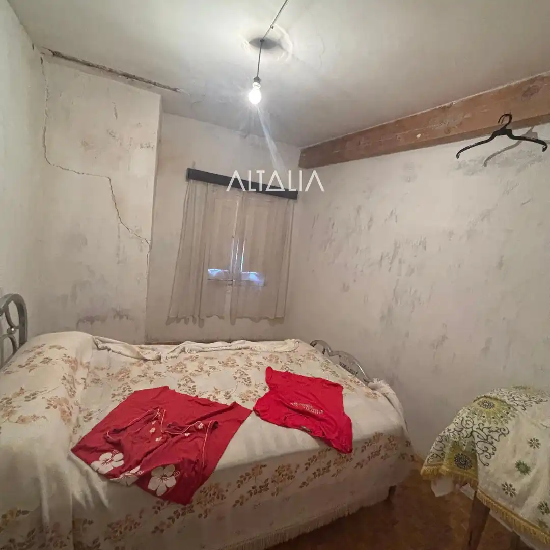 Dormitori de Casa o xalet en venda en Poyatos amb Calefacció, Terrassa i Traster