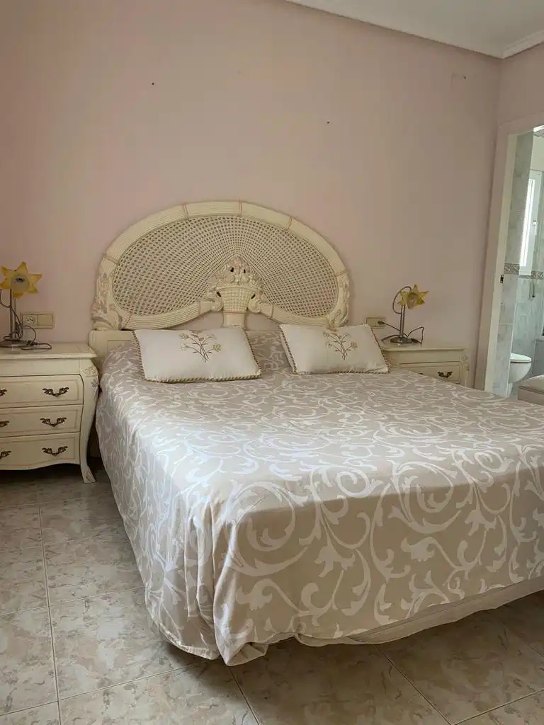 Dormitori de Casa o xalet en venda en Rojales amb Jardí privat i Piscina