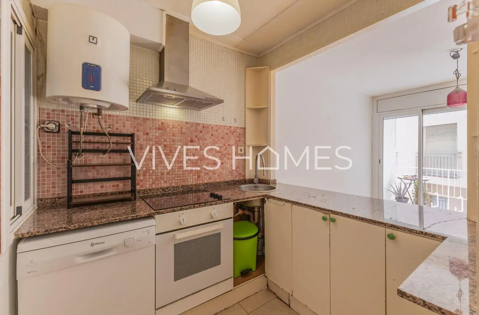 Kitchen of Flat for sale in Caldes d'Estrac  with Balcony