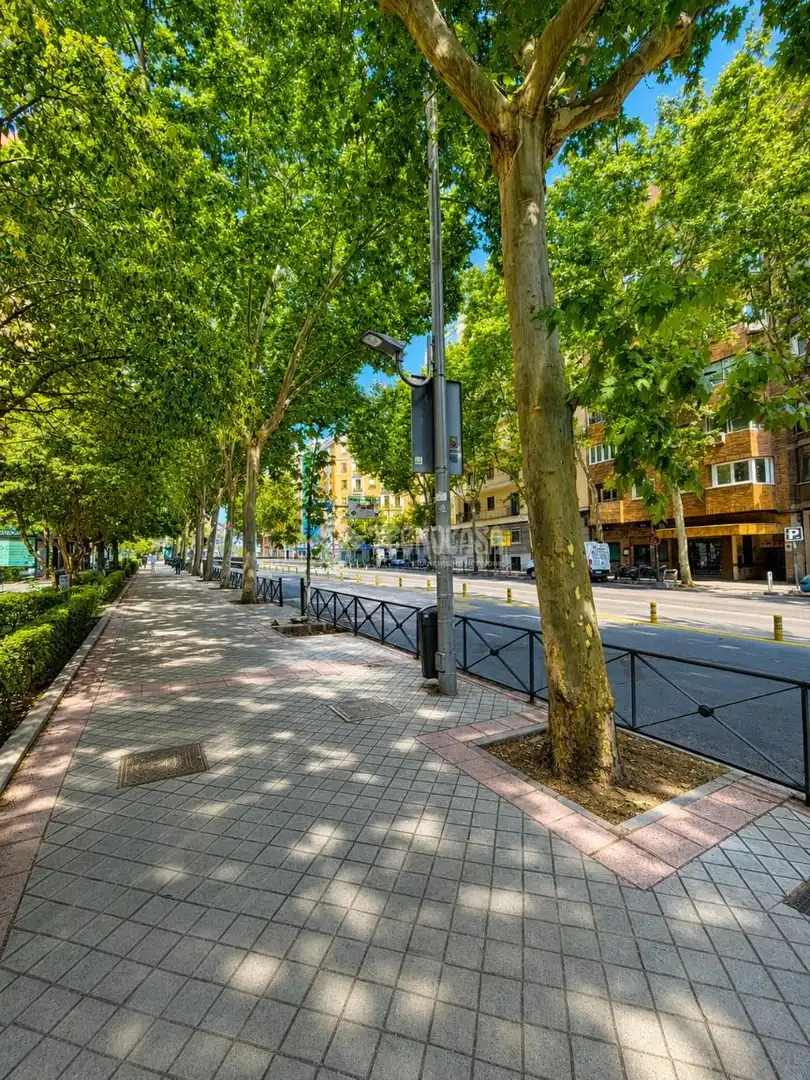 Exterior view of Flat for sale in Madrid  with Air Conditioner and Heating