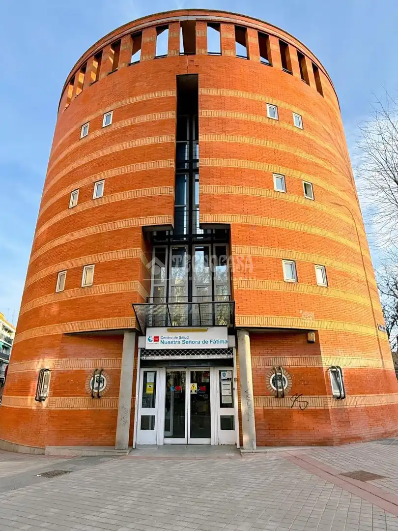 Vista exterior de Piso en venta en Madrid