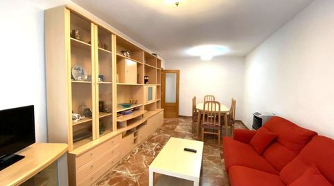 Foto 3 de Apartamento en venta en Benito Perez Galdos, Mercado, Alicante / Alacant