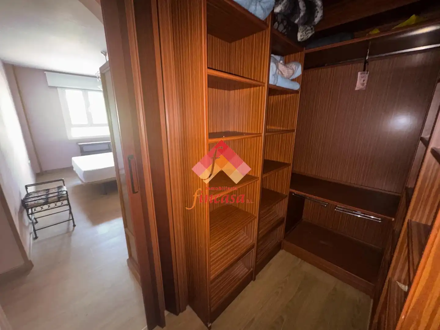 Bedroom of Flat for sale in Ronda  with Heating, Parquet flooring and Furnished