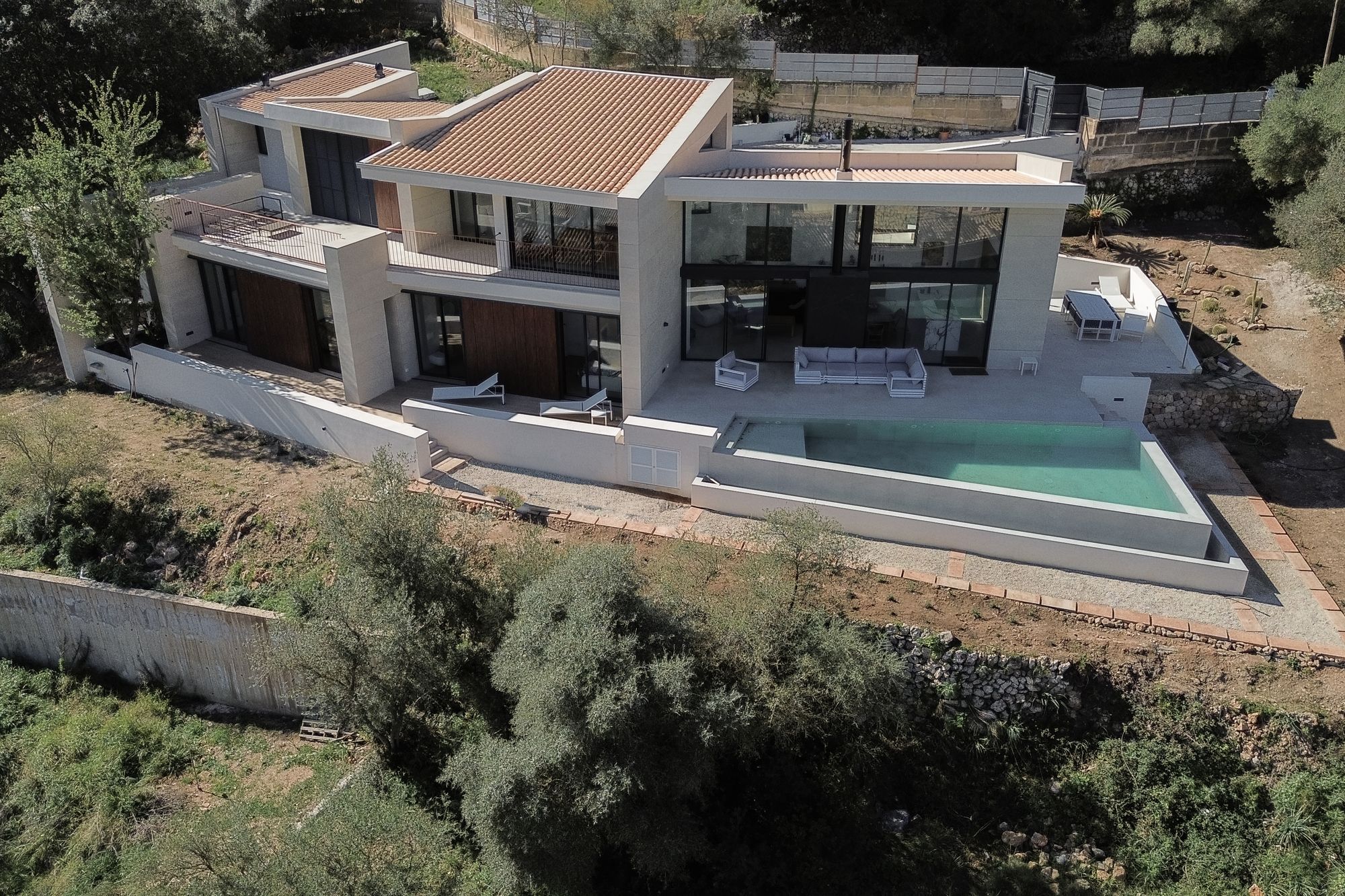 Vista exterior de Casa o xalet de lloguer en Esporles amb Terrassa i Balcó