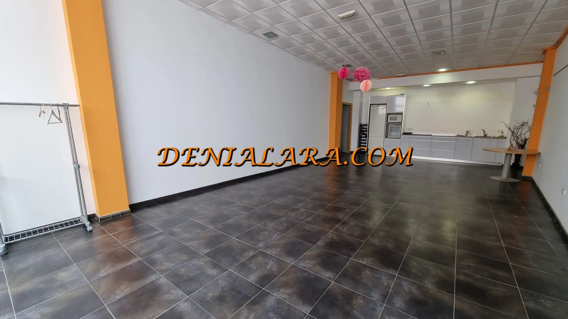 Local de alquiler en Saladar