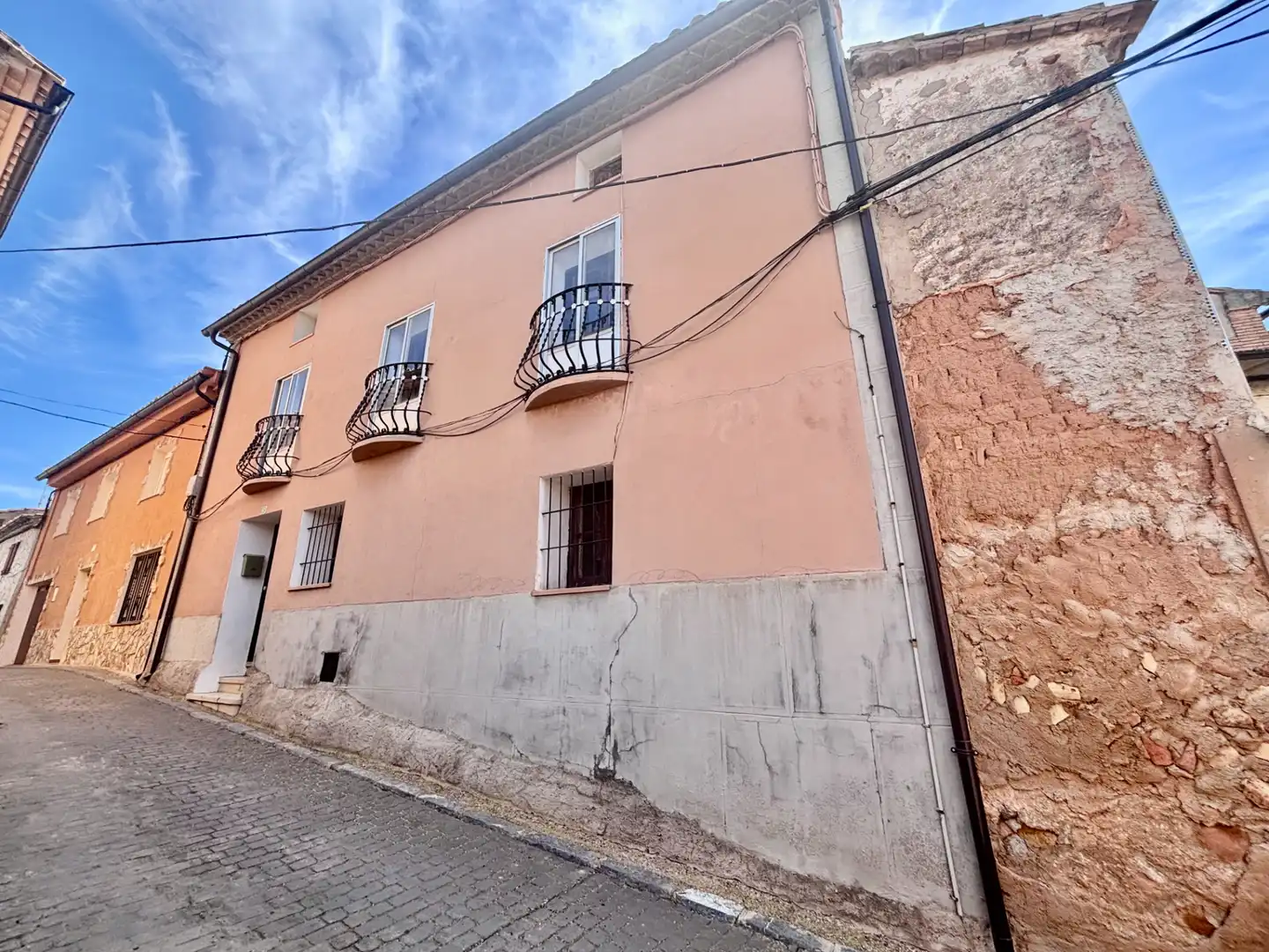 Vista exterior de Casa o chalet en venta en Cetina con Trastero, Amueblado y Balcón