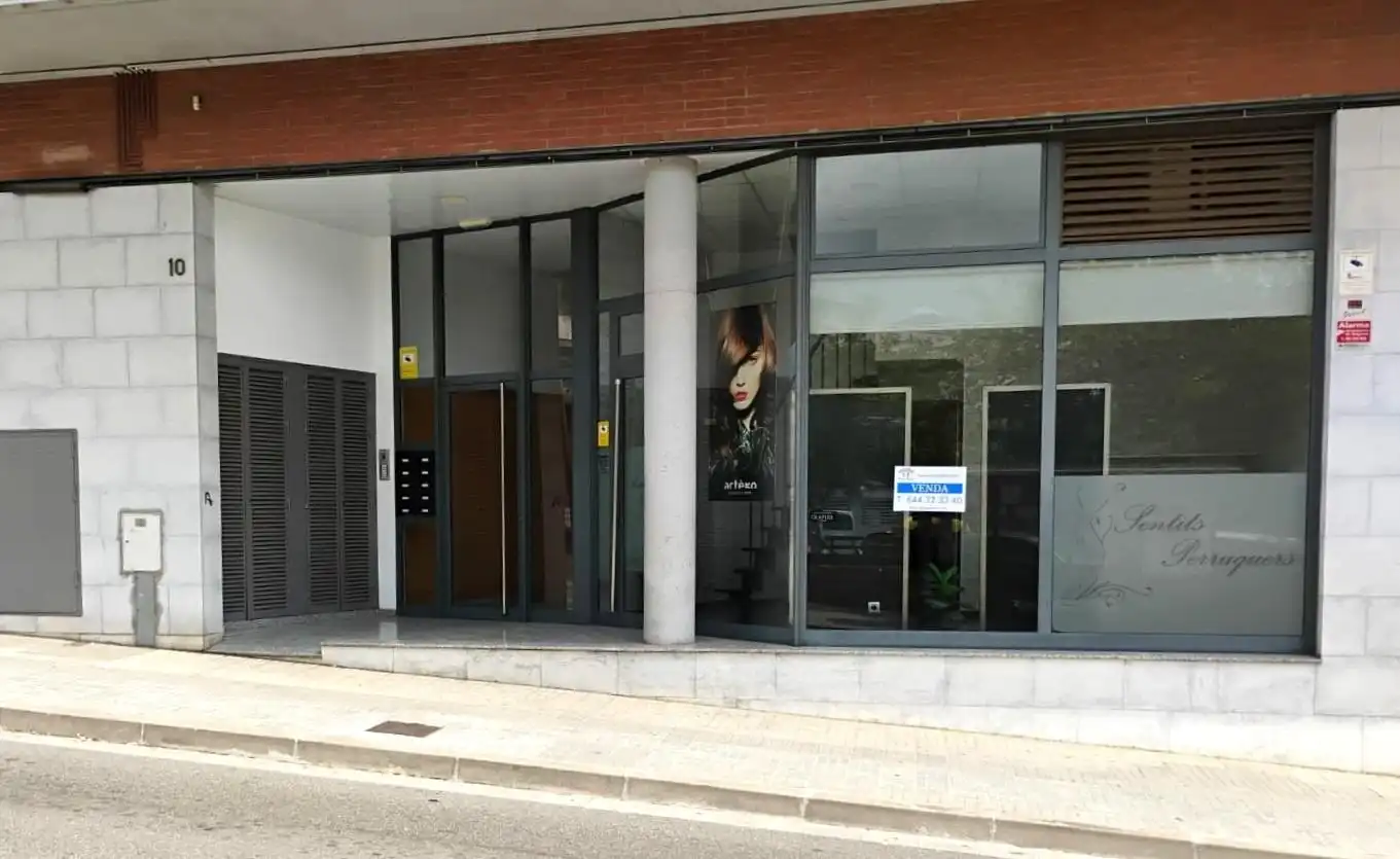 Local en venta en Terrassa