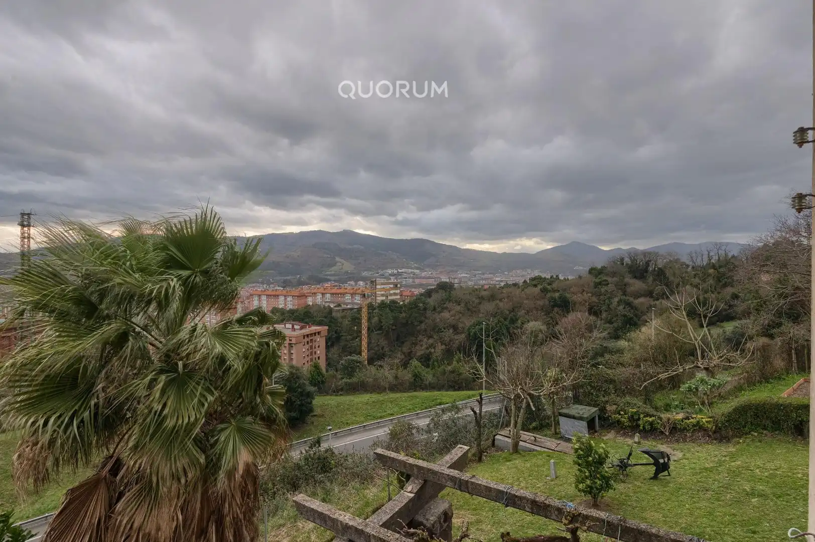 Außenansicht von Country house zum Verkauf in Bilbao  mit Heizung, Terrasse und Möbliert