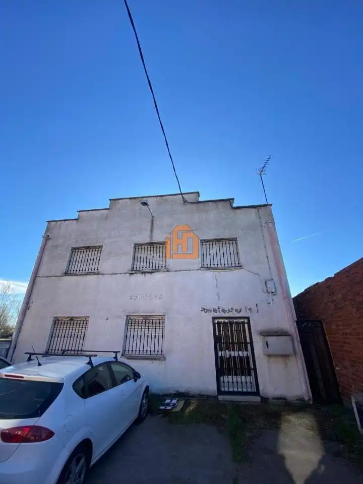 Local comercial en venda a Carretera Mercado Ganado 16 24192 Leon, imagen 2