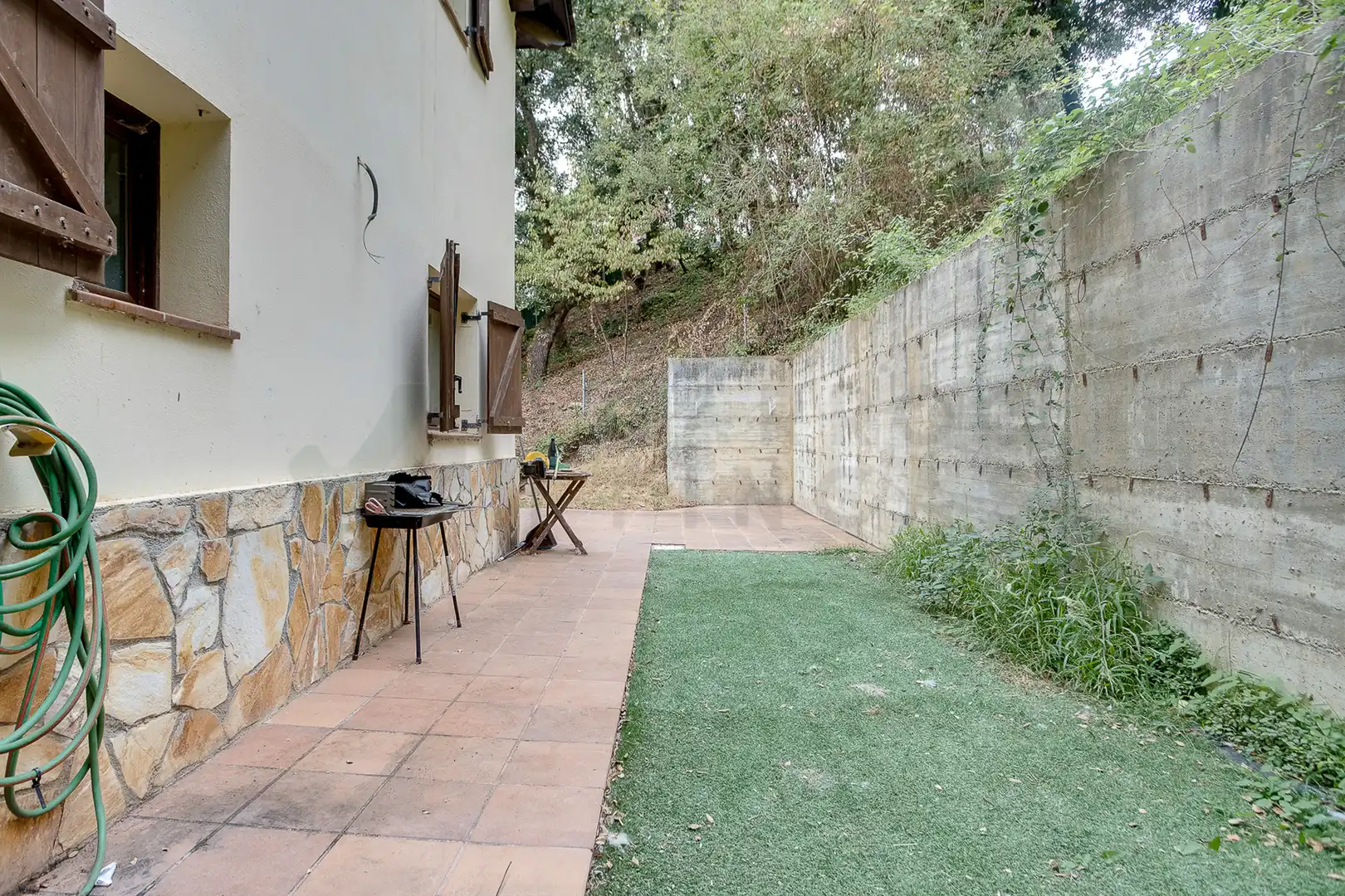 Terrasse von Haus oder Chalet zum Verkauf in Vallgorguina mit Heizung, Privatgarten und Ofen