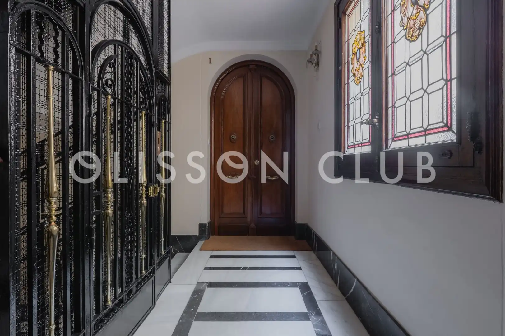 Flat for sale in Madrid  with Air Conditioner, Heating and Storage room