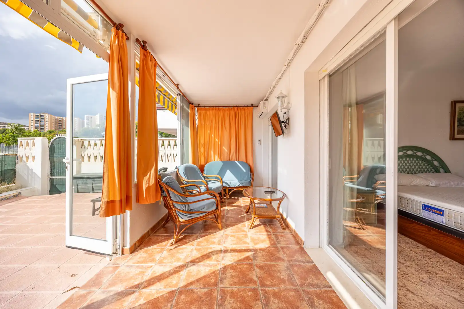 Habitación de Apartamento en venta en Villajoyosa / La Vila Joiosa con Piscina, Amueblado y Piscina comunitaria