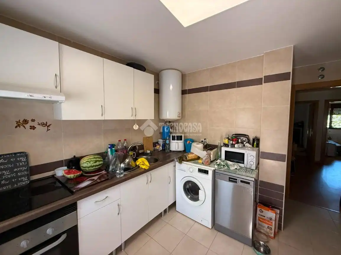 Kitchen of Flat for sale in Almorox  with Air Conditioner, Heating and Parquet flooring