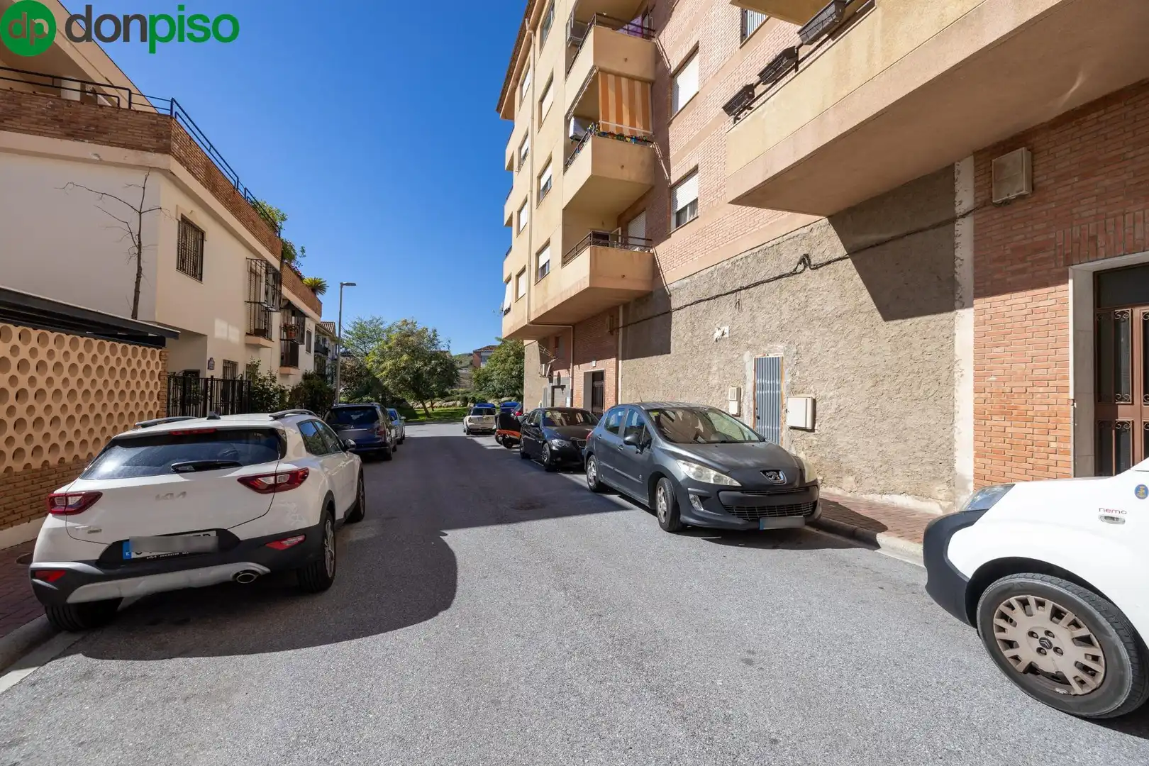 Parking de Local en venta en Motril