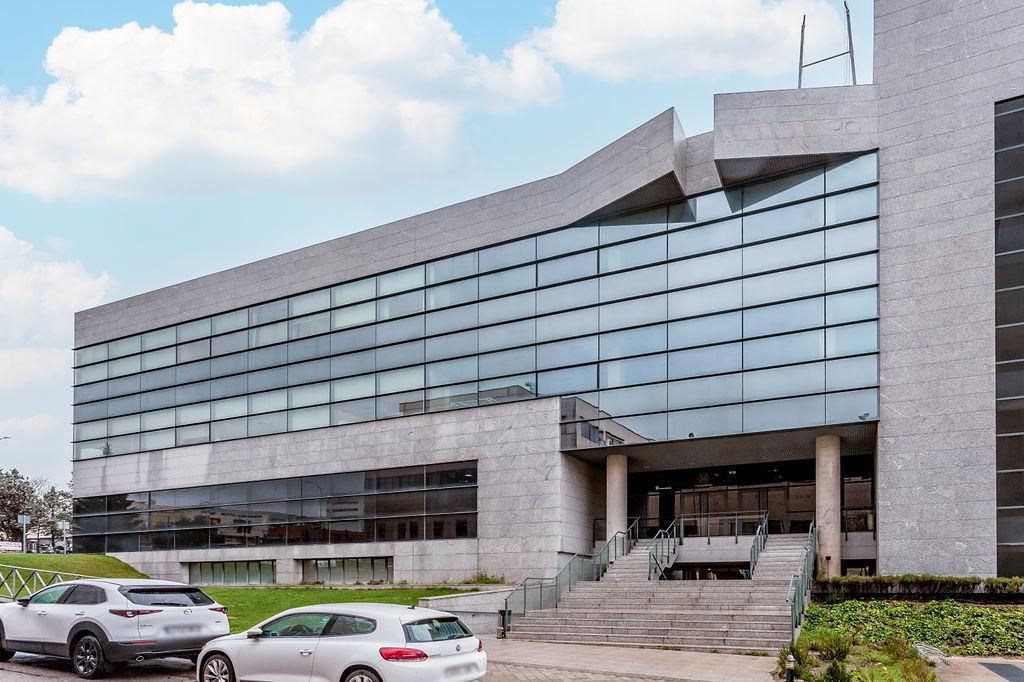 Vista exterior de Oficina en venda en Alcobendas
