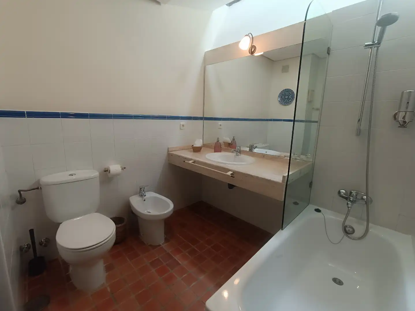 Baño de Finca rústica en venta en Torremenga con Calefacción, Jardín privado y Piscina
