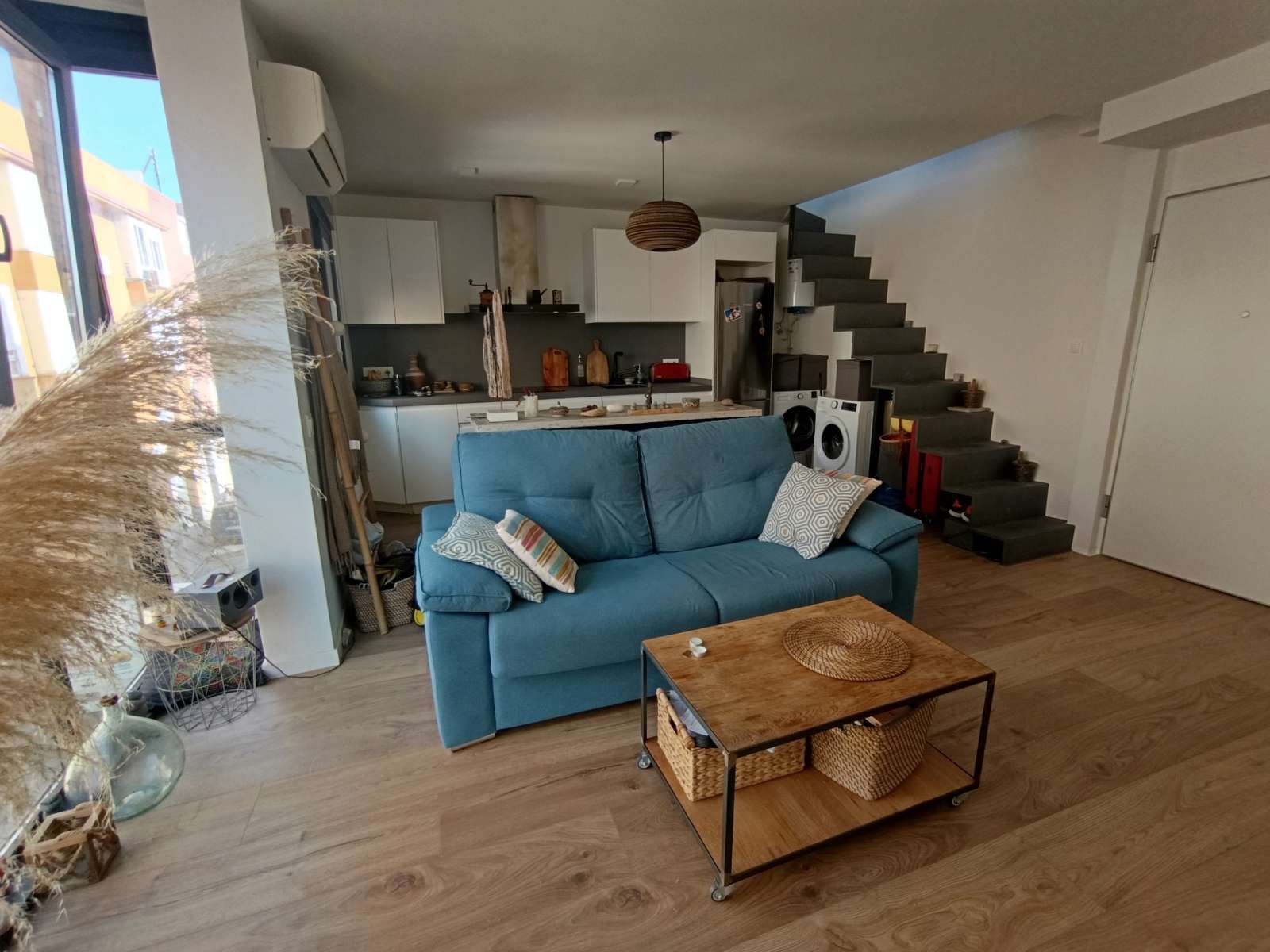 Sala d'estar de Estudi per a compartir en  Madrid Capital amb Aire condicionat i Terrassa