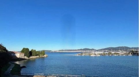 Foto 2 de Piso en venta en Avenida de la Atlántida, Alcabre, Vigo