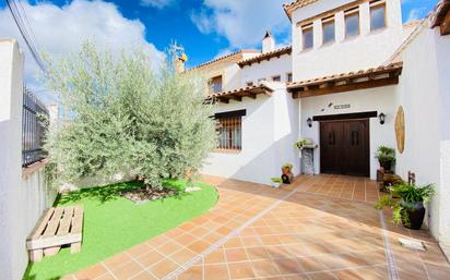 Exterior view of House or chalet for sale in Torres de la Alameda  with Air Conditioner and Terrace