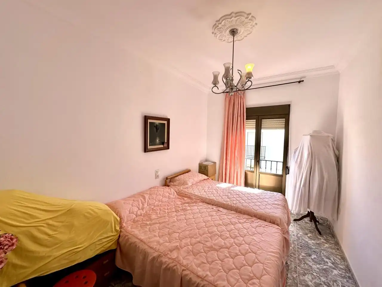 Dormitori de Casa adosada en venda en Sierra de Yeguas amb Aire condicionat, Jardí privat i Terrassa