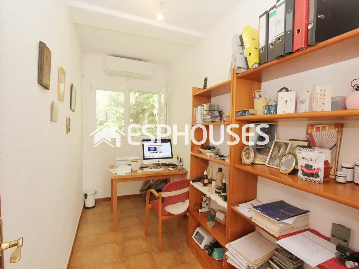 Houses for sale in Altea  with Air Conditioner, Swimming Pool and Furnished