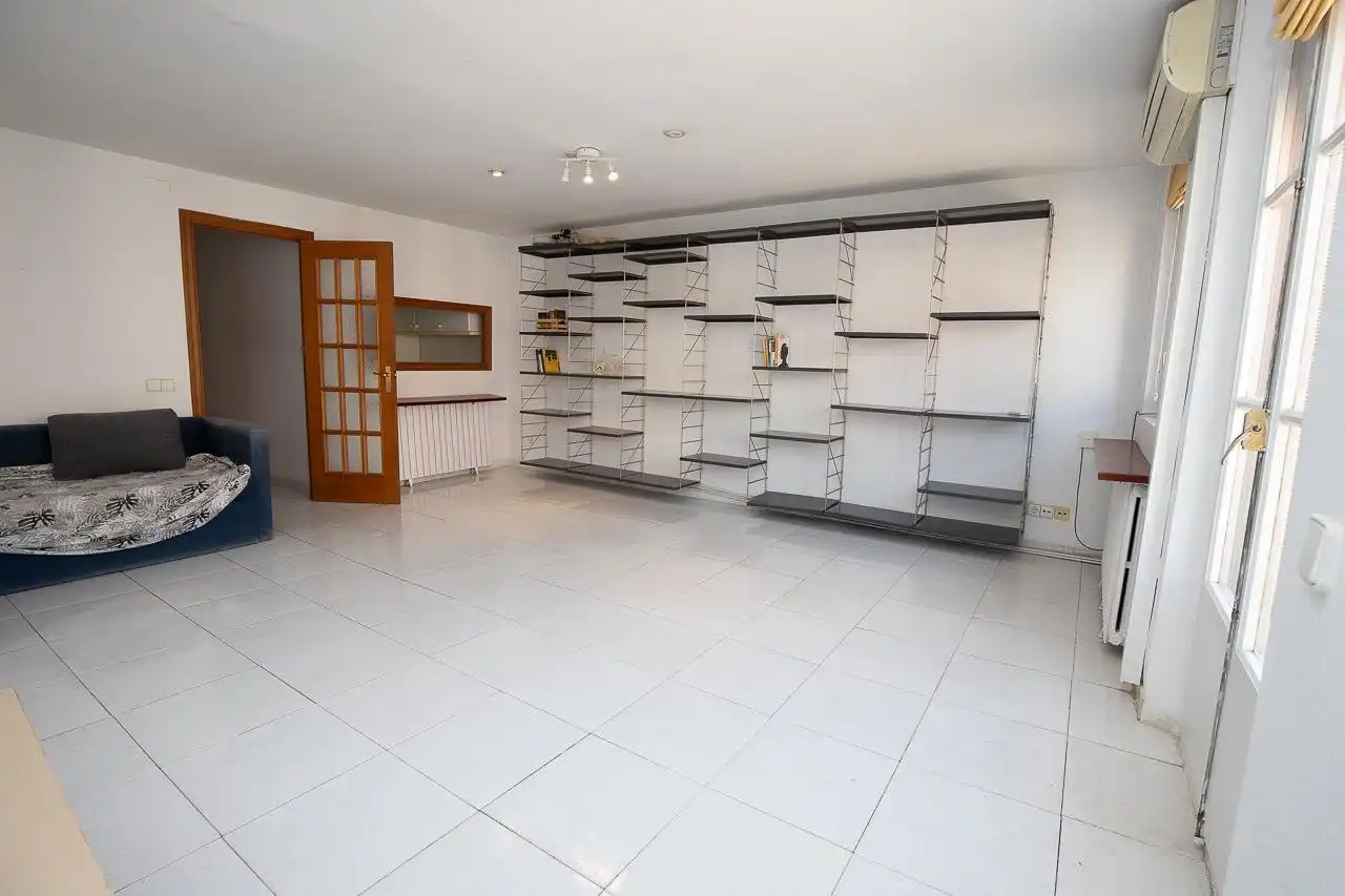 Apartamento en venta en Tarragona con Terraza y Balcón