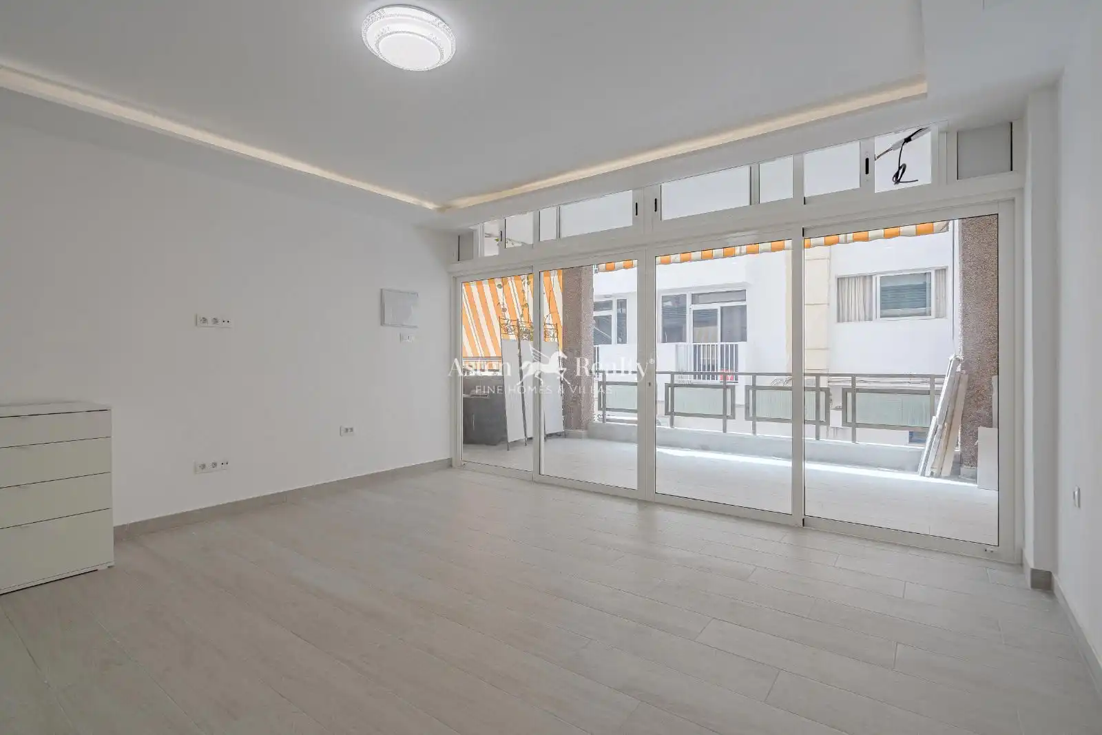 Piso en venta en Arona con Aire acondicionado, Parquet y Terraza