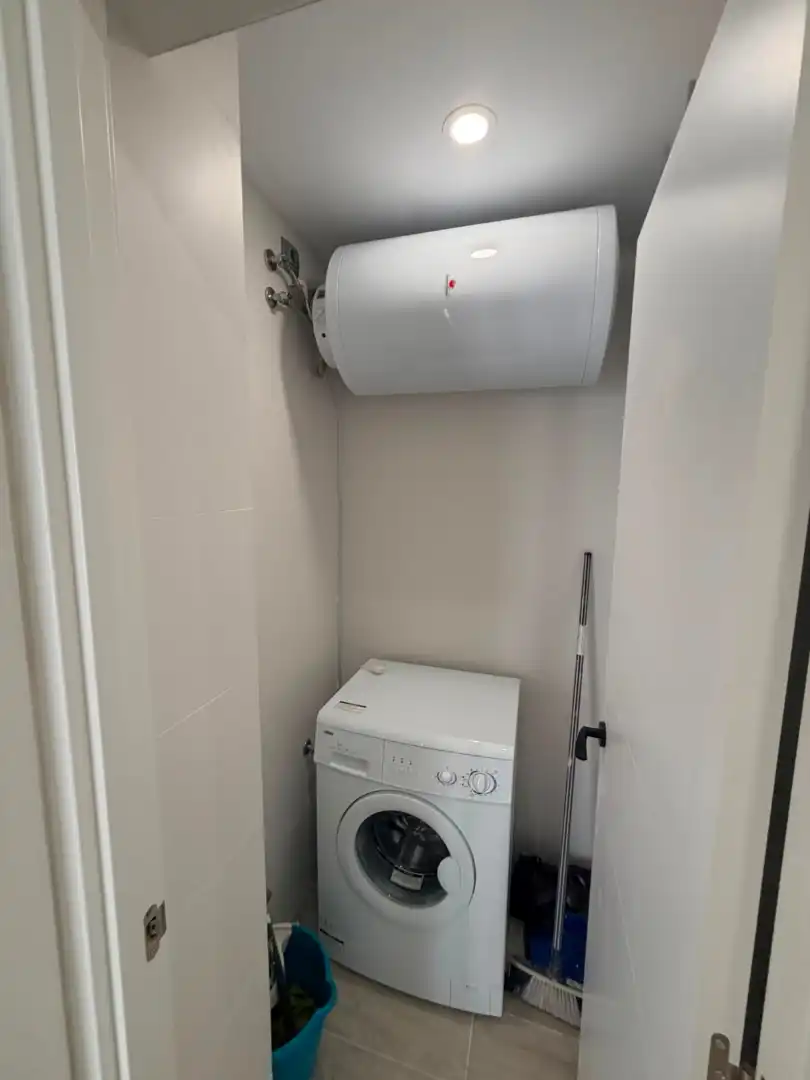 Baño de Piso en venta en Barakaldo  con Horno y Lavadora