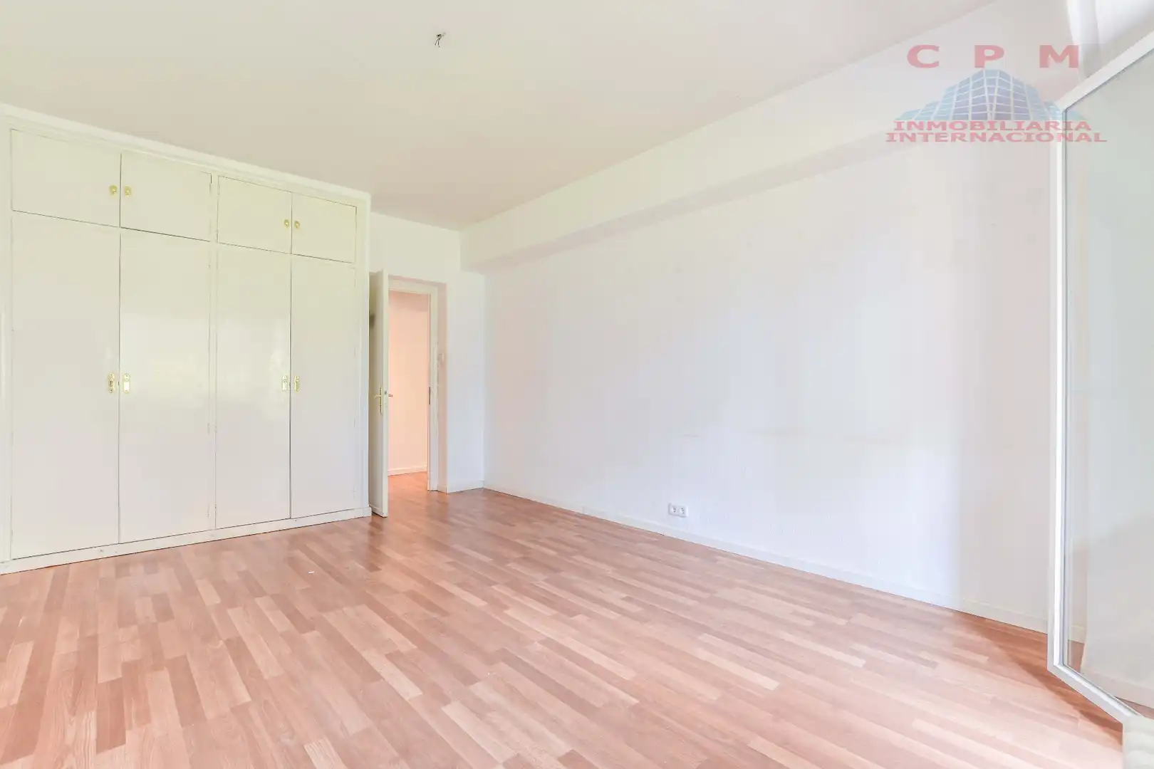 Bedroom of Flat for rent in Madrid  with Air Conditioner, Heating and Parquet flooring