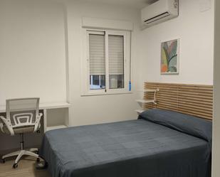 Bedroom of Flat to share in Málaga Capital  with Terrace