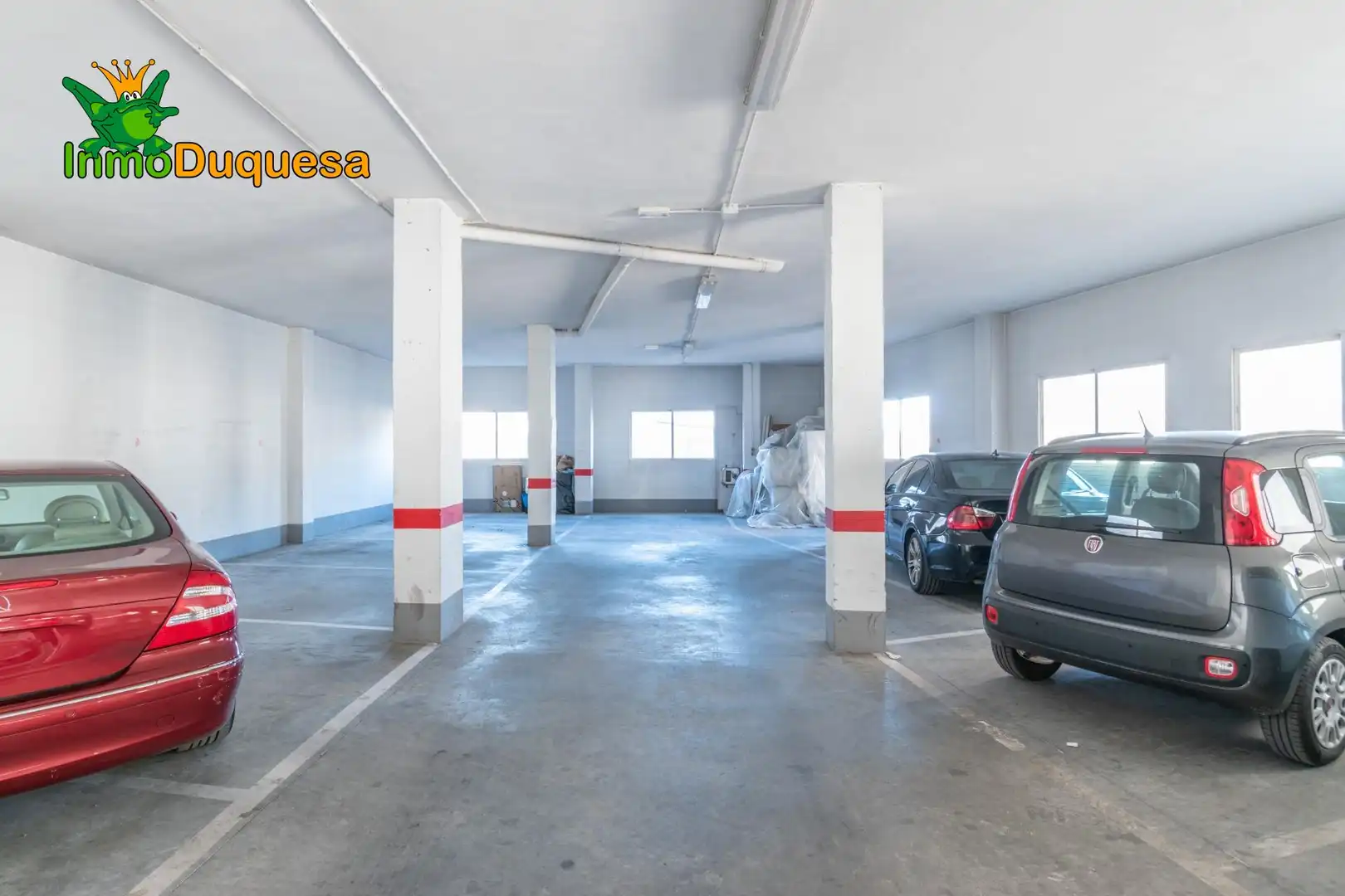Parking de Local en venta en Güéjar Sierra