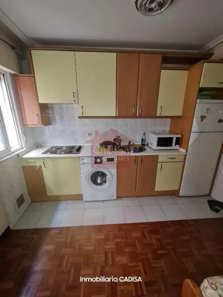 Kitchen of Flat for sale in Salamanca  with Heating, Parquet flooring and Terrace