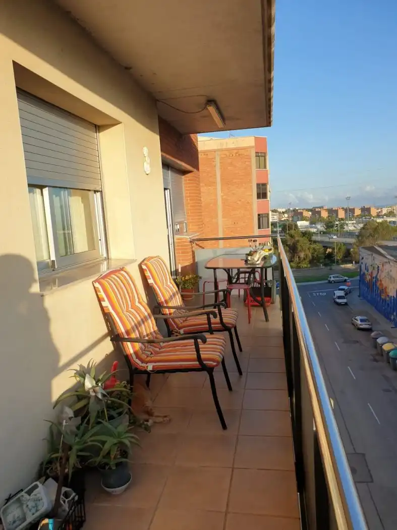 Terraza de Dúplex en venta en Terrassa con Aire acondicionado, Trastero y Amueblado