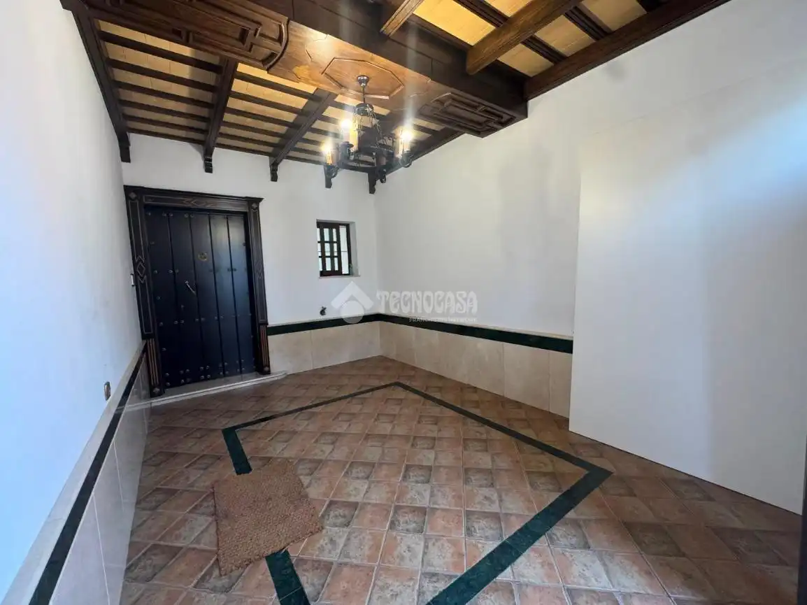Casa adosada en venta en Calle Dr. Manuel E. Patarroyo, Osuna