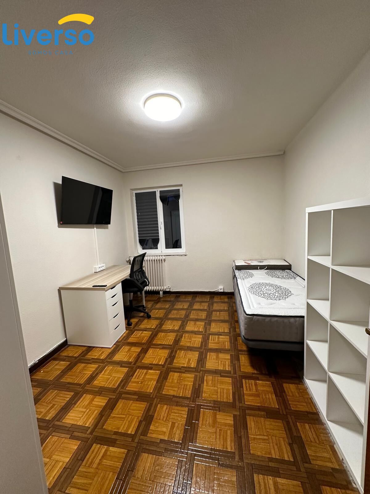 Bedroom of Flat to share in Burgos Capital  with Heating and Furnished