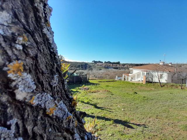 Terreno residencial en Venta en  Calle escuelas 1, 1 en Quer