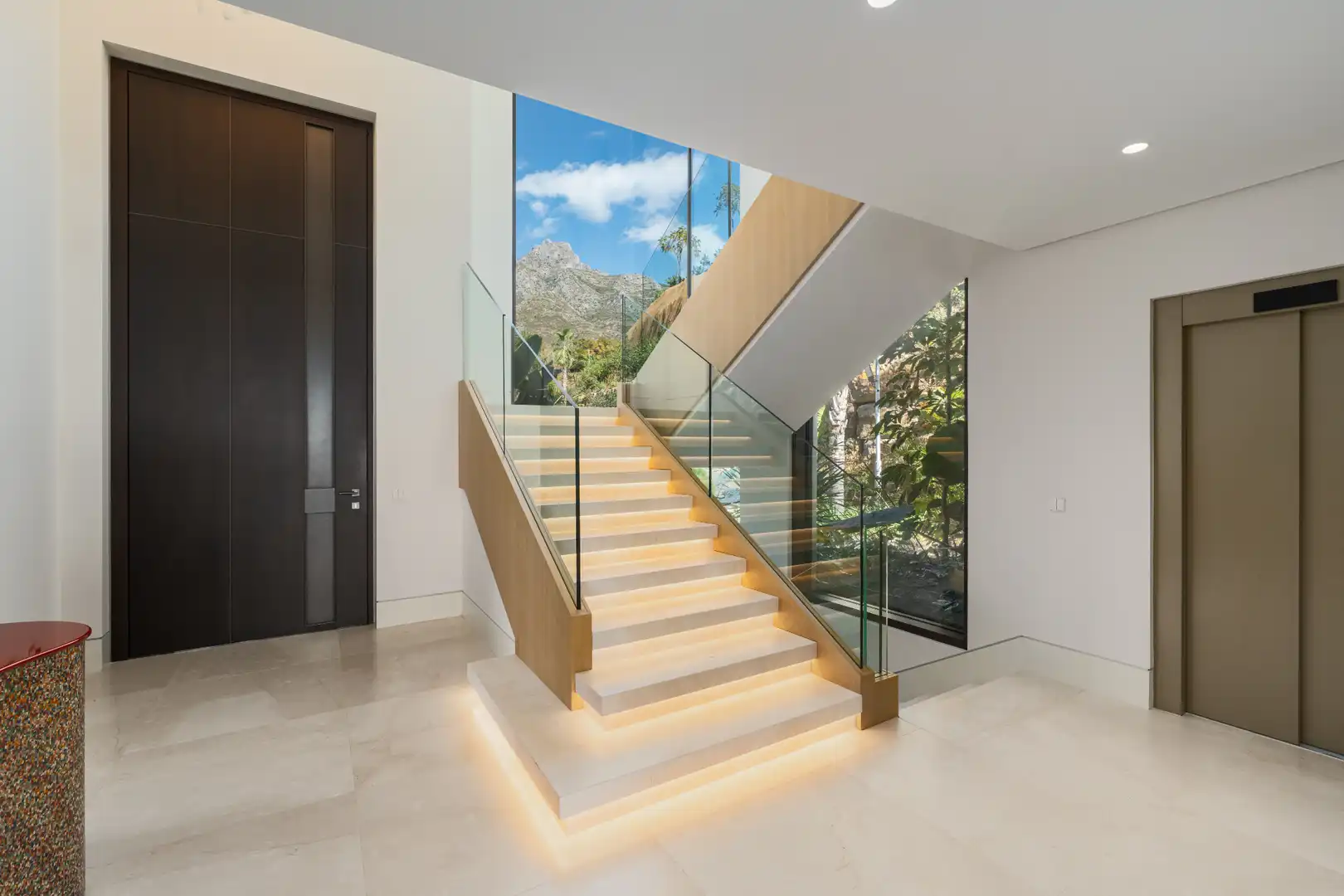 Villa mit Terrasse zum Verkauf in Urbanización Marbella Hill Club 18A, imagen 17