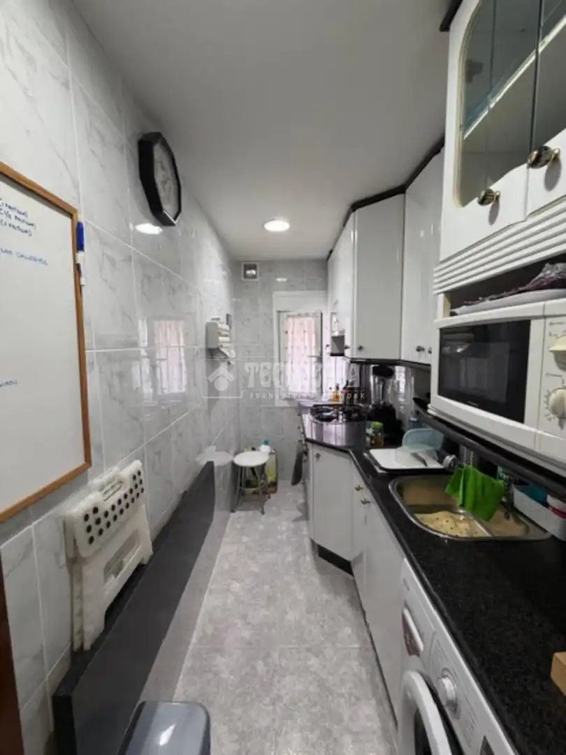 Küche von Wohnung zum Verkauf in Madrid mit Klimaanlage, Heizung und Terrasse