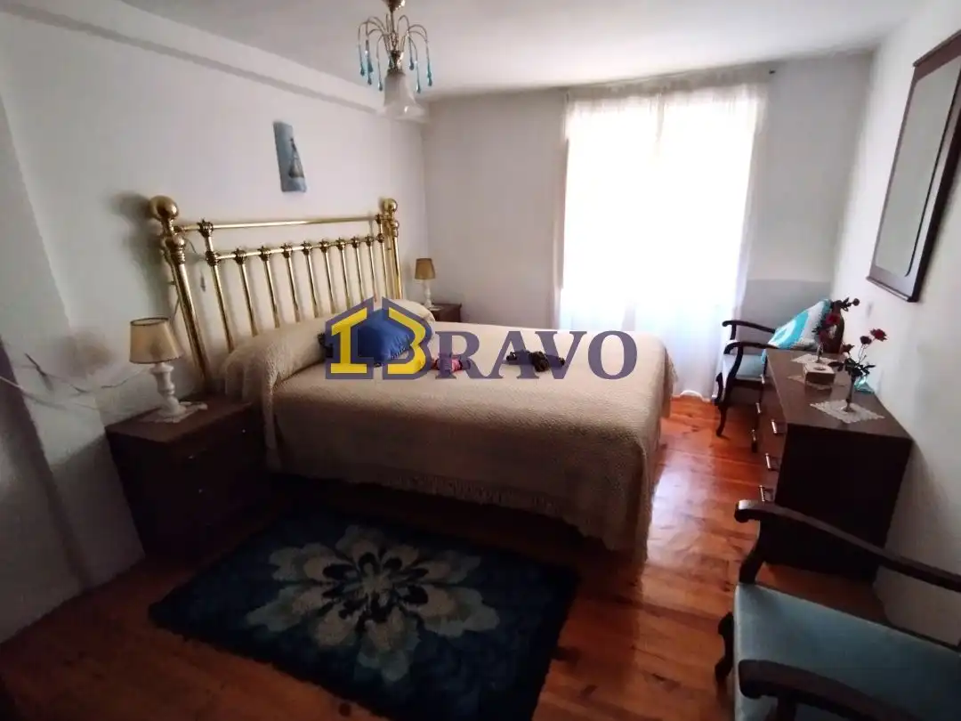 Dormitori de Casa o xalet en venda en Merindad de Valdivielso amb Calefacció i Balcó