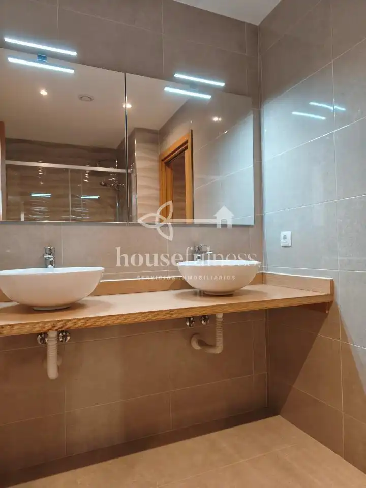 Bathroom of Duplexes for sale in As Somozas   with Heating, Terrace and Storage room