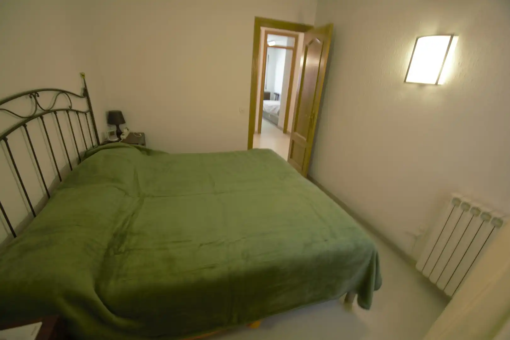 Bedroom of Flat for rent in Centre - Passeig i Rodalies