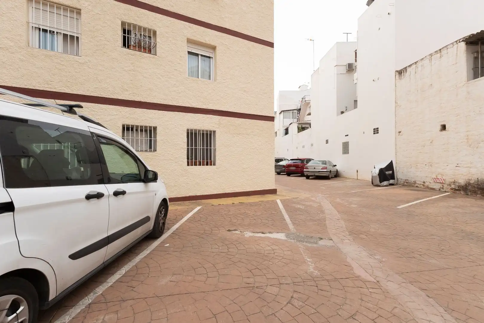 Parking of Apartments for sale in Fuengirola  with Terrace