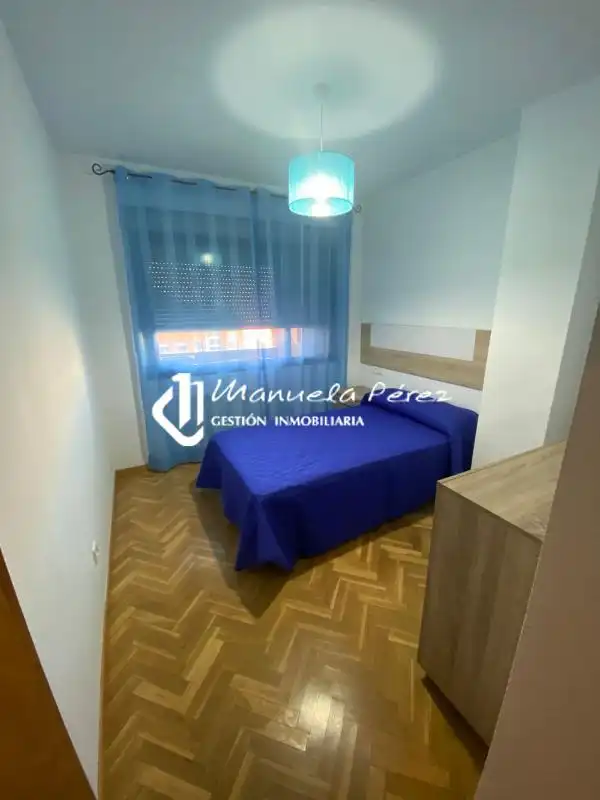 Schlafzimmer von Wohnung zum Verkauf in Cáceres mit Klimaanlage, Heizung und Terrasse