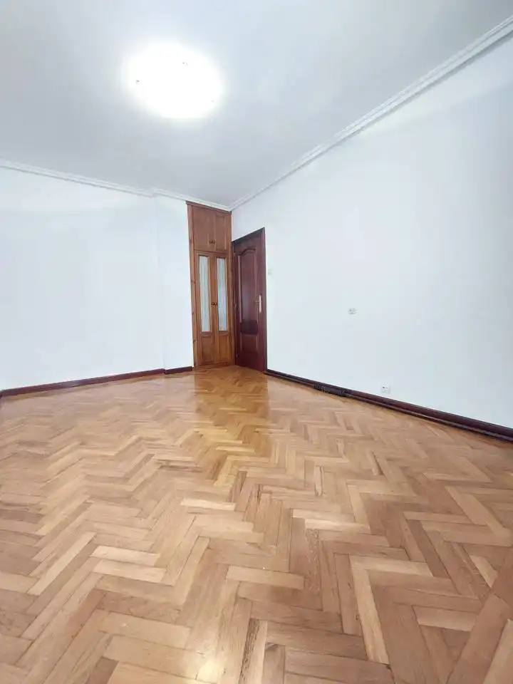 Bedroom of Flat for sale in Gijón   with Heating and Balcony