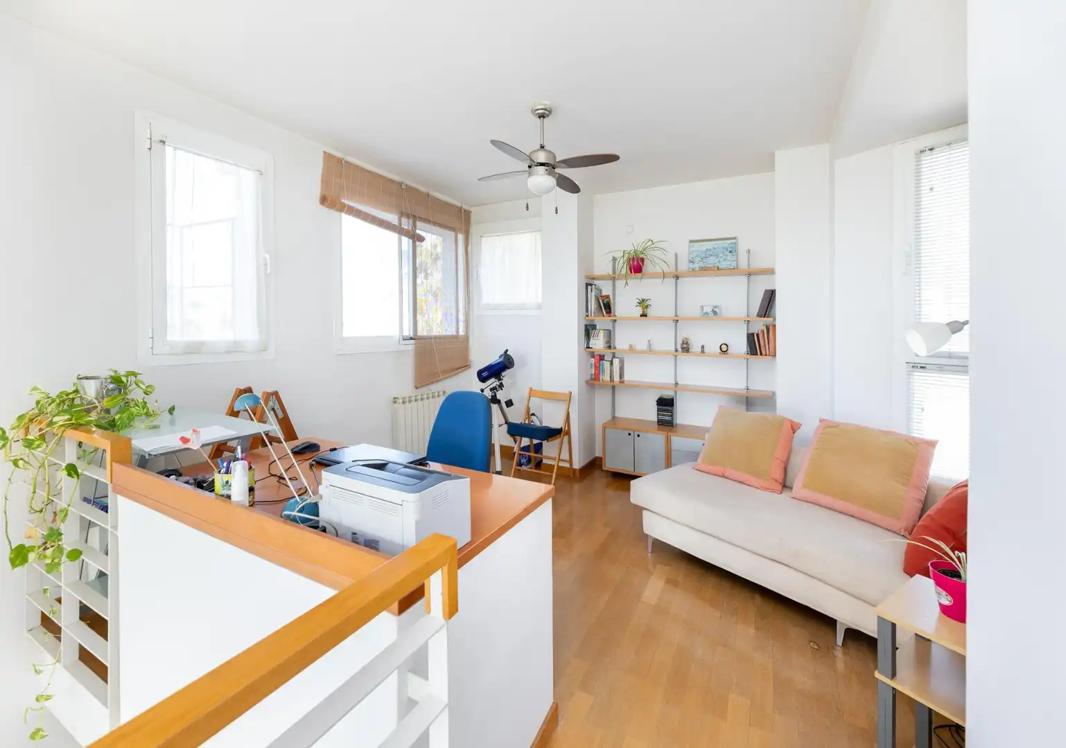 Sala de estar de Casa o chalet en venta en Cájar con Calefacción, Piscina y Alarma